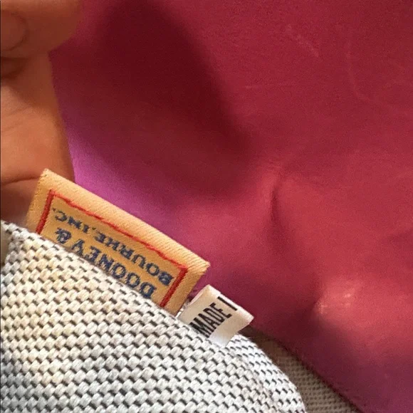 RARE Y2K Vintage Dooney and Bourke Tote Heart Buckle detail Purse - Picture 5 of 6